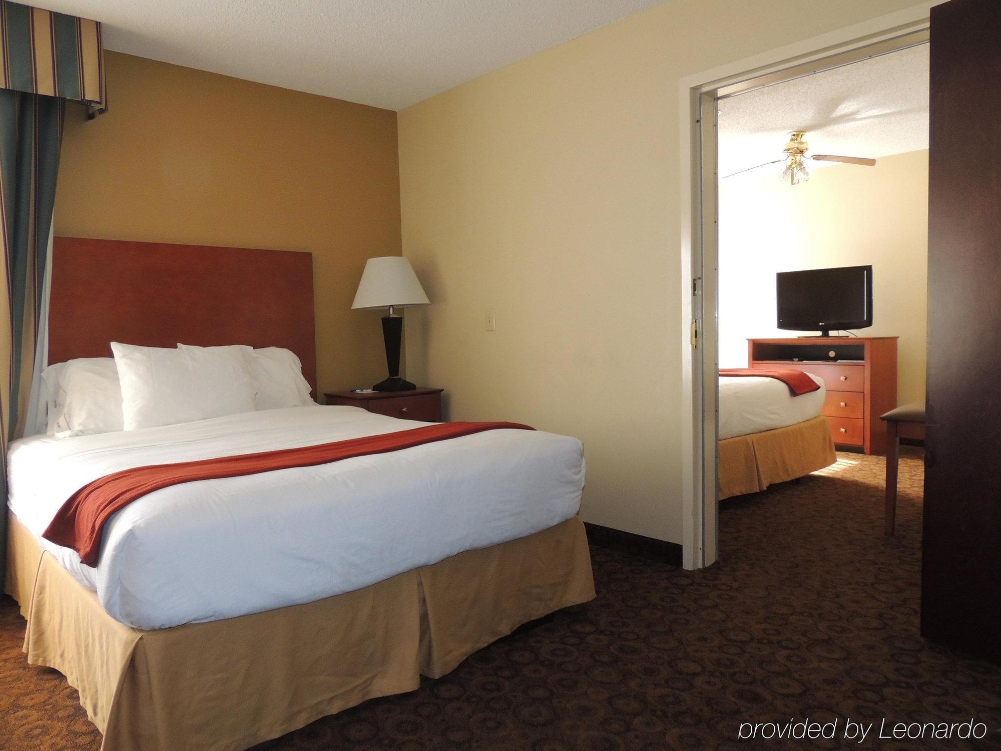 Holiday Inn Express Trussville, An Ihg Hotel Extérieur photo